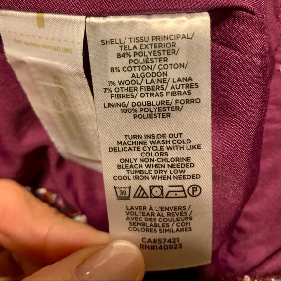 LOFT Classic Burgundy Multicolor Tweed Mini Skirt Size 8 NWT Gold Button - Picture 7 of 7